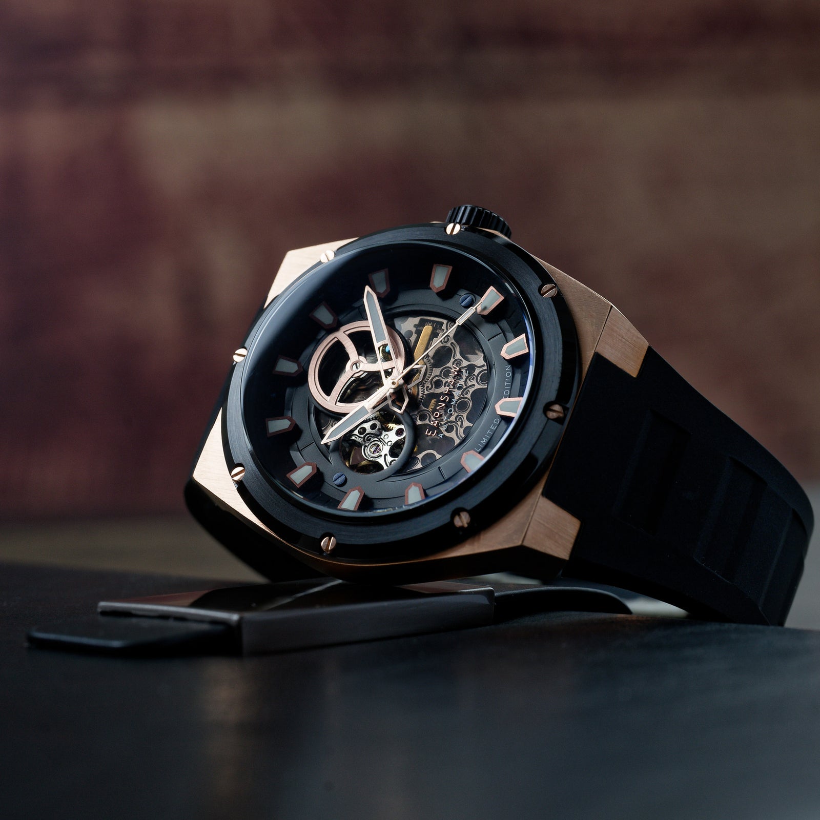 Rose Gold – Thomas Earnshaw